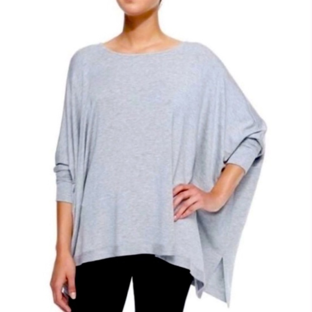 Alice + Olivia Stacey Bendet Air Oversized Top - XS / Small